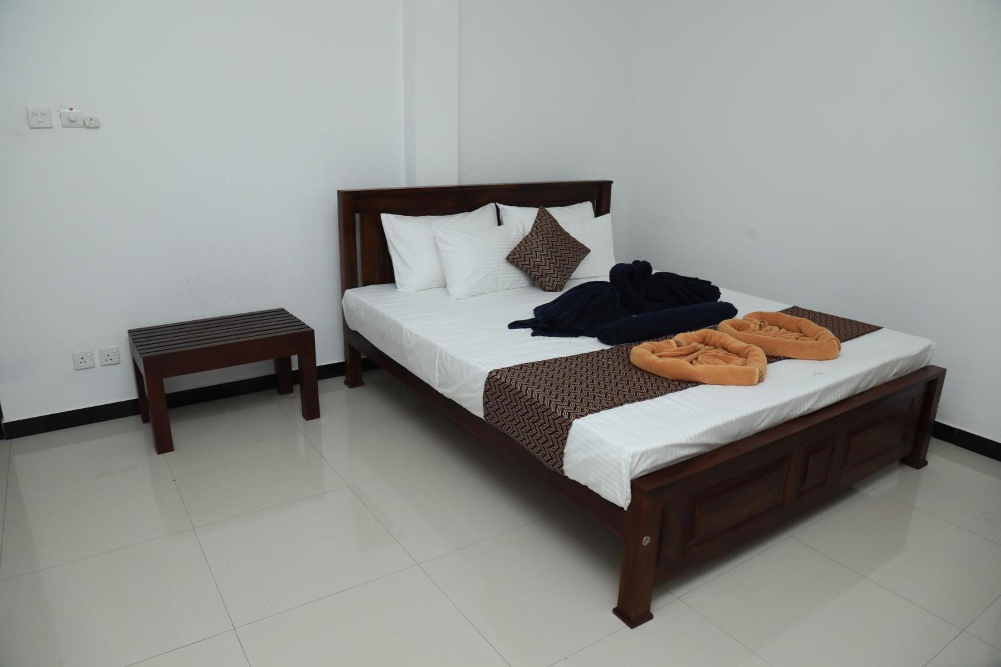 Crystal Wave Holiday Resort Polhena Matara Eksteriør billede